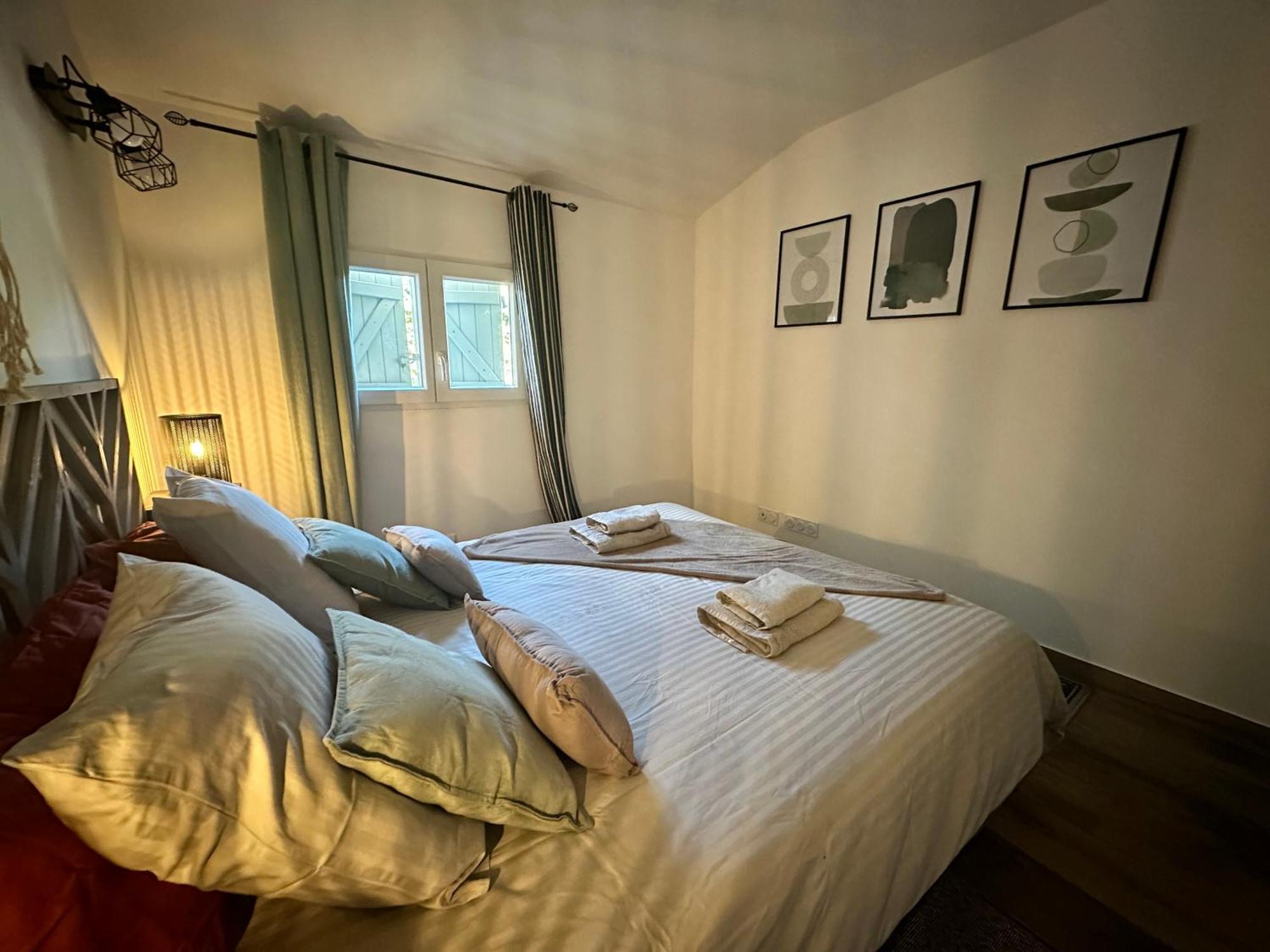 Maisonnette Du Mas Vert Montaren-et-Saint-Médiers Extérieur photo